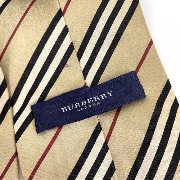 Authentic Burberry Blue Label Mens Silk Tie - Picture 4 of 5